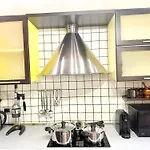 Apartment Luxury Free Parking - Center Tirana