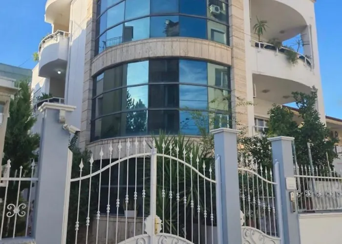 Luxury - Center Tirana