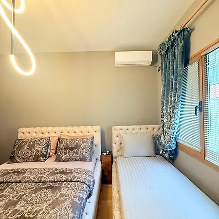 Luxury - Center Apartment