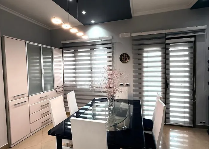 Luxury - Center * טיראנה